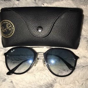 Ray-Ban Black Aviators in Amazing Condition